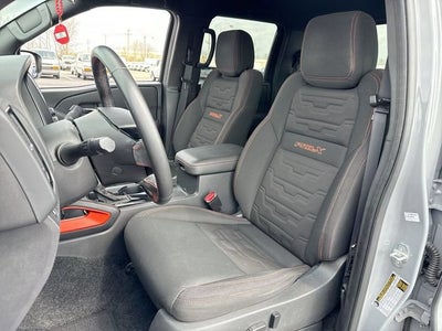 2023 Nissan Frontier Crew Cab PRO-X 4x2