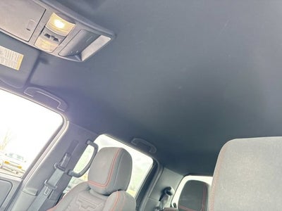 2023 Nissan Frontier Crew Cab PRO-X 4x2