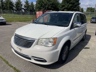 2011 Chrysler Town &amp; Country Limited