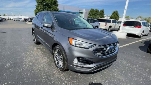 2022 Ford Edge Titanium