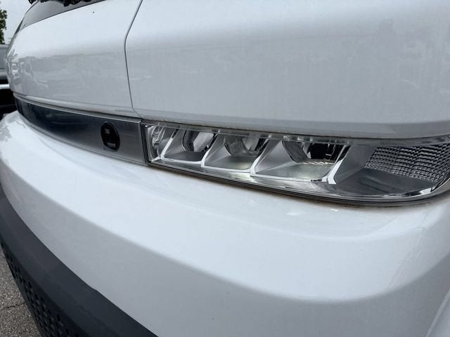 2024 BrightDrop Zevo 400 EJY