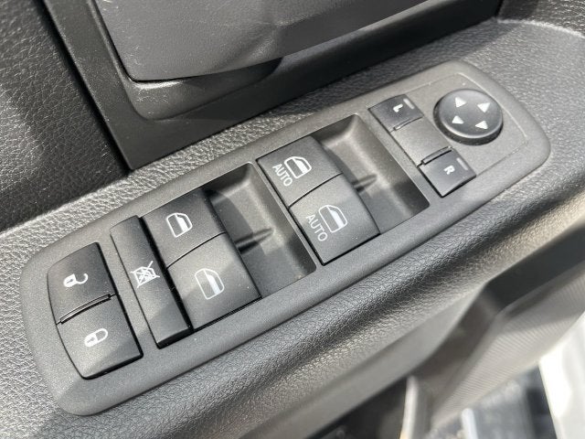 2018 RAM 3500 Tradesman Crew Cab 4x4 8' Box