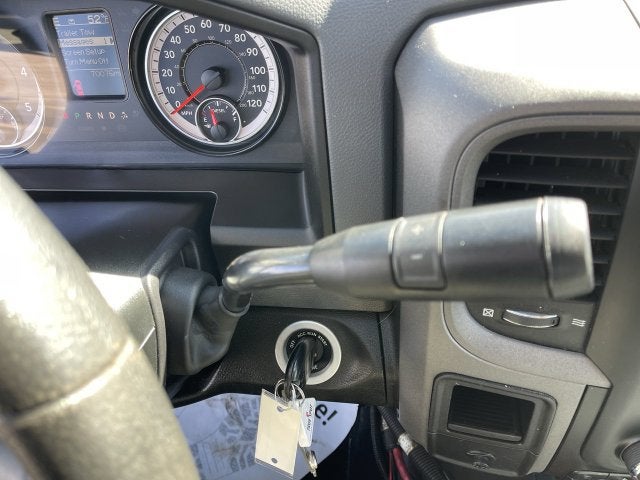 2018 RAM 3500 Tradesman Crew Cab 4x4 8' Box