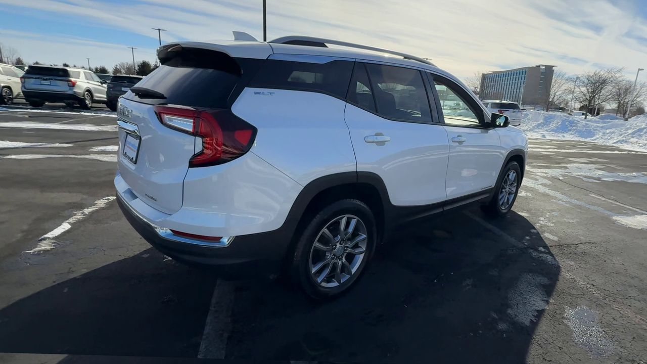 2022 GMC Terrain SLT