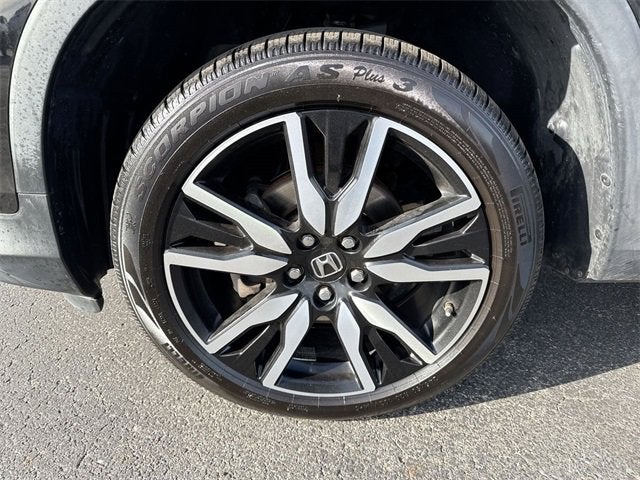 2019 Honda Pilot Touring 8-Passenger