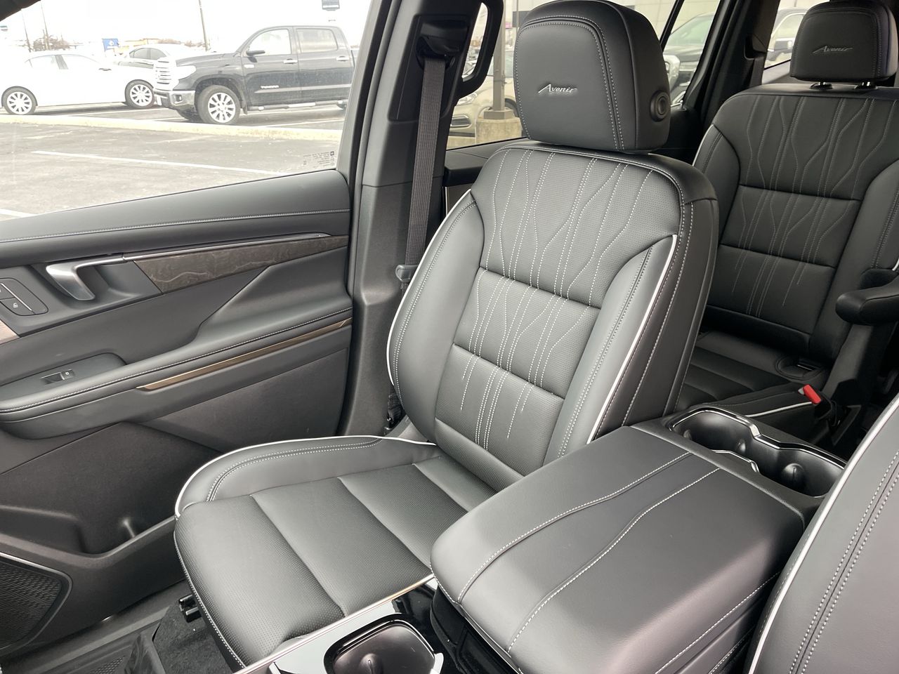 2025 Buick Enclave Avenir