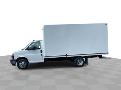 2025 GMC Savana Cutaway 3500 1WT