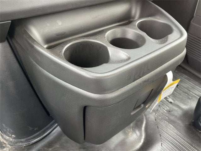 2025 GMC Savana Cutaway 3500 1WT