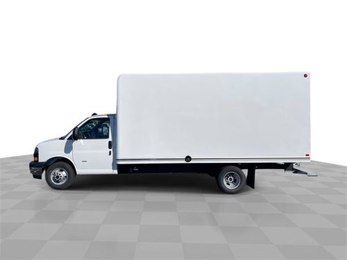 2025 GMC Savana Cutaway 3500 1WT