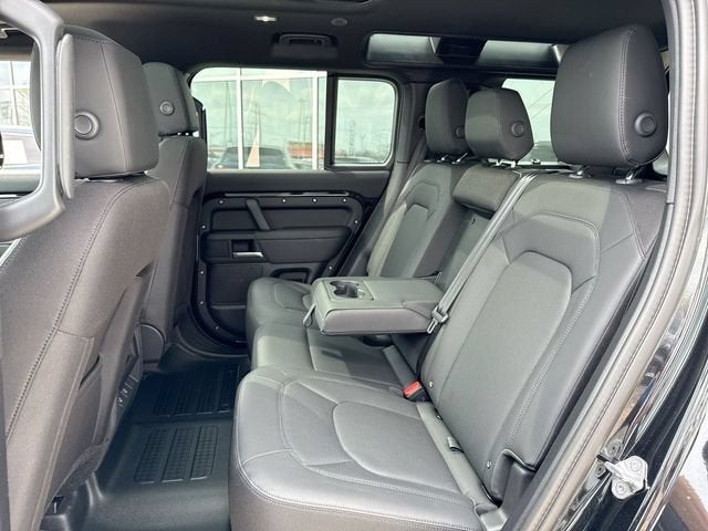 2025 Land Rover Defender S