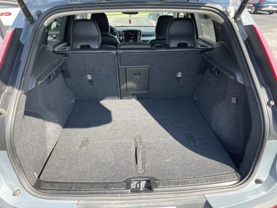 2021 Volvo XC40 Momentum
