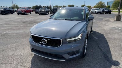 2021 Volvo XC40 Momentum