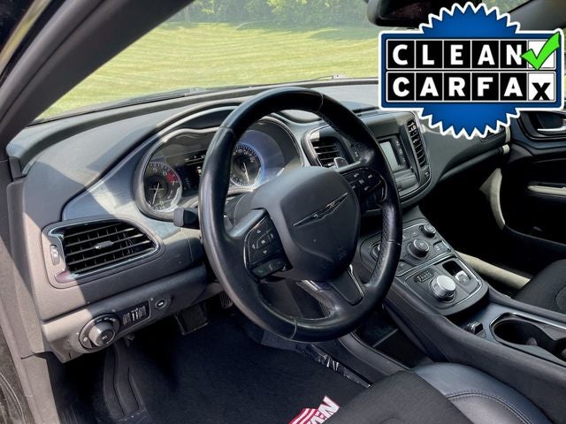 2016 Chrysler 200 S