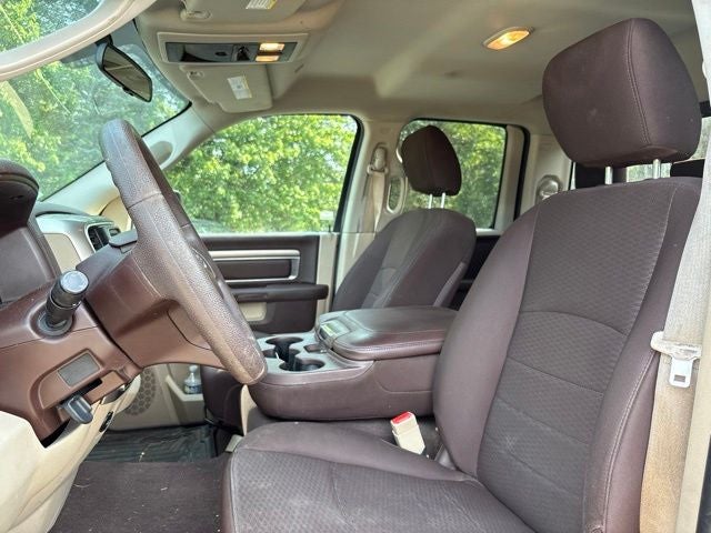 2017 RAM 1500 SLT Quad Cab 4x4 6'4" Box