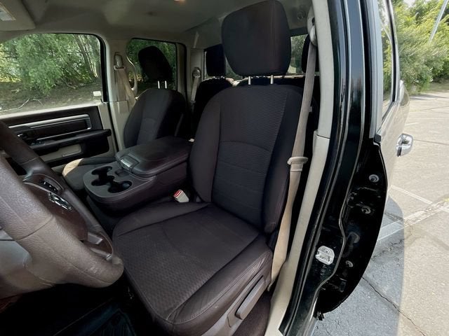 2017 RAM 1500 SLT Quad Cab 4x4 6'4" Box