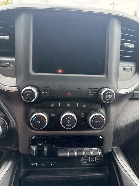 2019 RAM 1500 Big Horn/Lone Star Crew Cab 4x4 5'7" Box