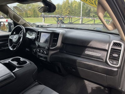 2020 RAM 1500 Big Horn Crew Cab 4x4 5'7" Box