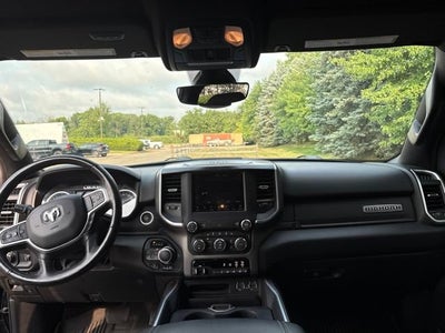 2020 RAM 1500 Big Horn Crew Cab 4x4 5'7" Box