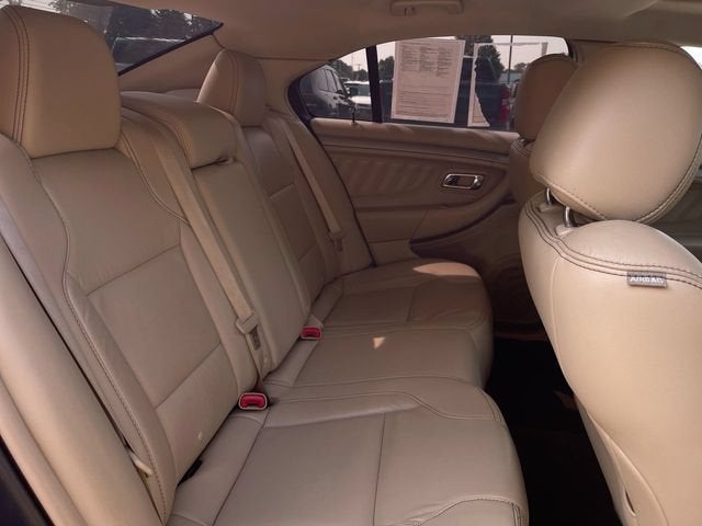 2018 Ford Taurus SEL