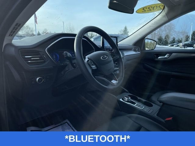 2022 Ford Escape Titanium Hybrid