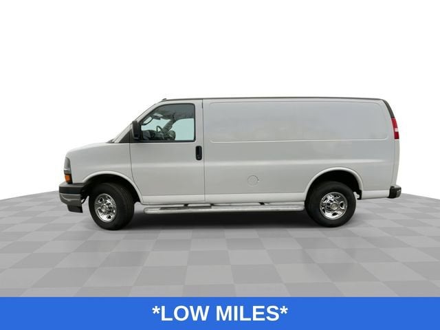2024 Chevrolet Express Cargo 2500 WT