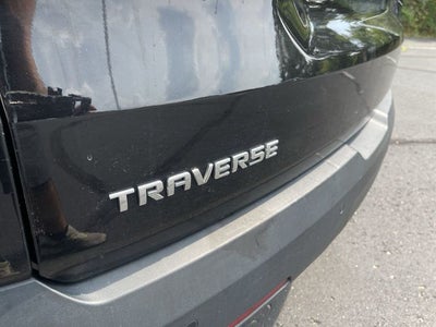 2022 Chevrolet Traverse LT Cloth