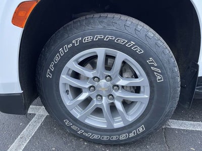 2023 Chevrolet Suburban LS