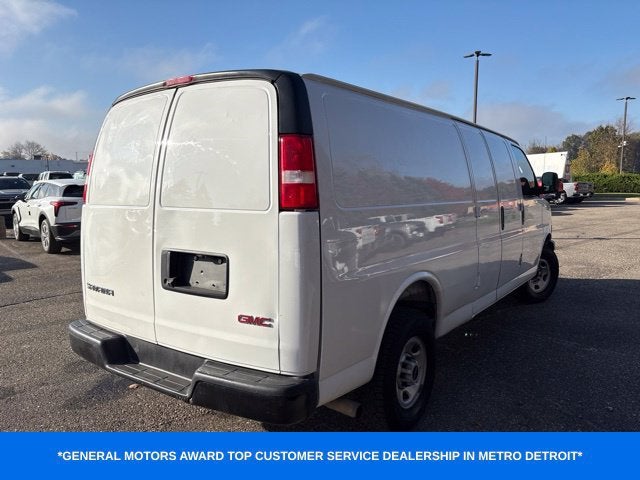 2023 GMC Savana Cargo 3500 1WT