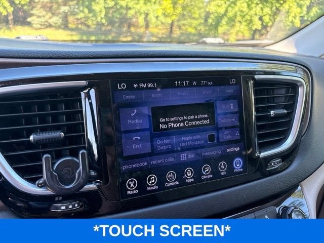 2017 Chrysler Pacifica Touring-L Plus