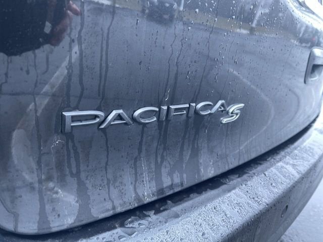 2020 Chrysler Pacifica Touring L Plus