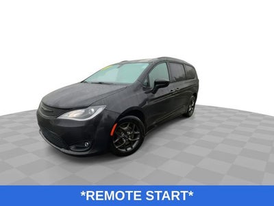 2020 Chrysler Pacifica Touring L Plus