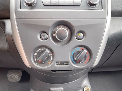 2017 Nissan Versa Sedan SV