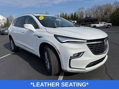 2024 Buick Enclave Essence