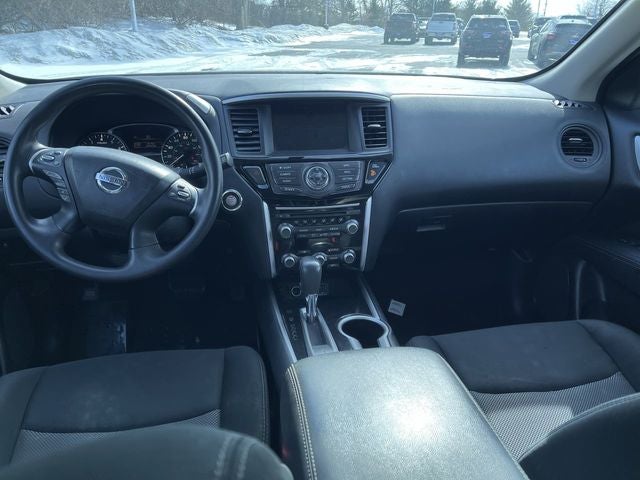 2018 Nissan Pathfinder S