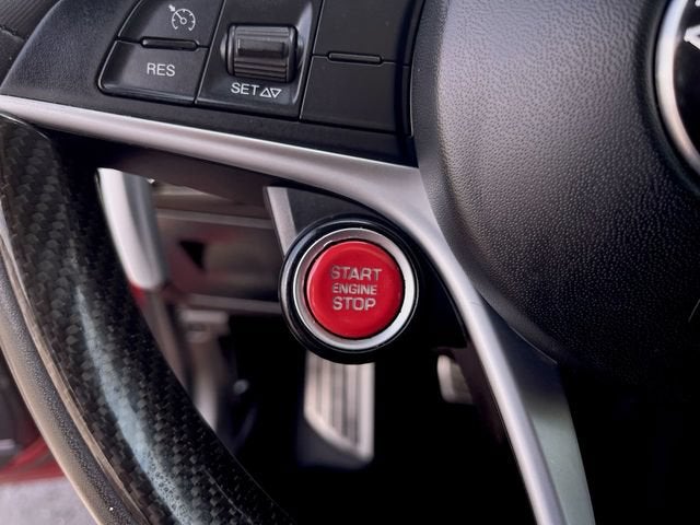 2017 Alfa Romeo Giulia Ti RWD