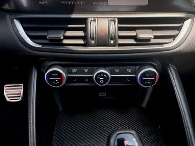 2017 Alfa Romeo Giulia Ti RWD