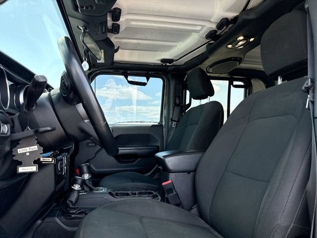 2021 Jeep Gladiator Willys 4x4