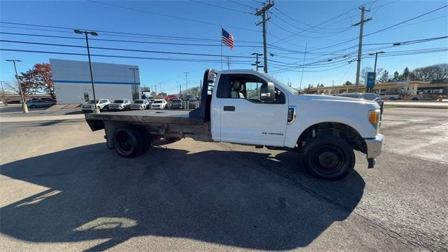 2017 Ford Super Duty F-350 DRW XLT