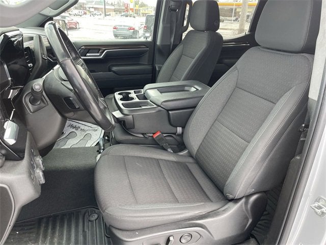 2022 Chevrolet Silverado 1500 LT (2FL)