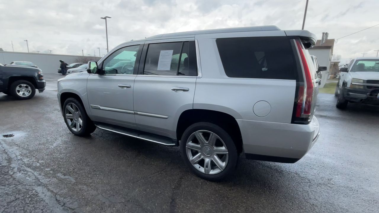 2020 Cadillac Escalade Luxury