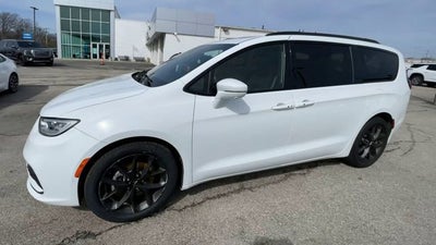 2022 Chrysler Pacifica Limited