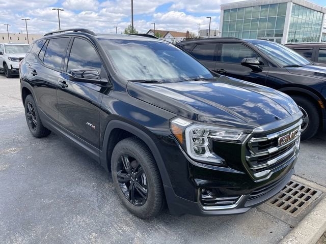 2023 GMC Terrain AT4