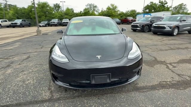 2019 Tesla Model 3 Mid Range